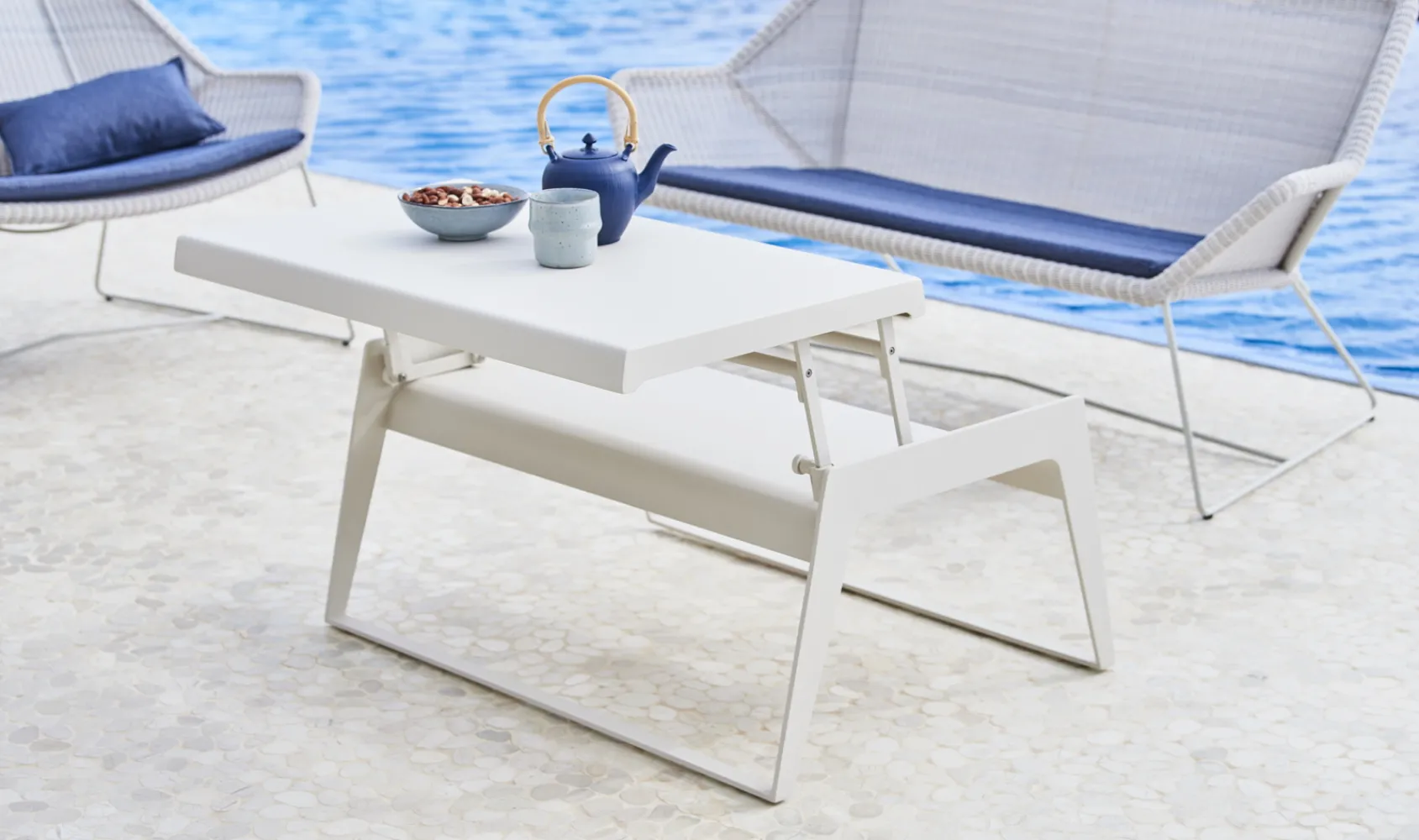 sandy|gartentisch-beistelltisch-aluminiumtisch-cane-line-chiull-out-5023aw1.jpg